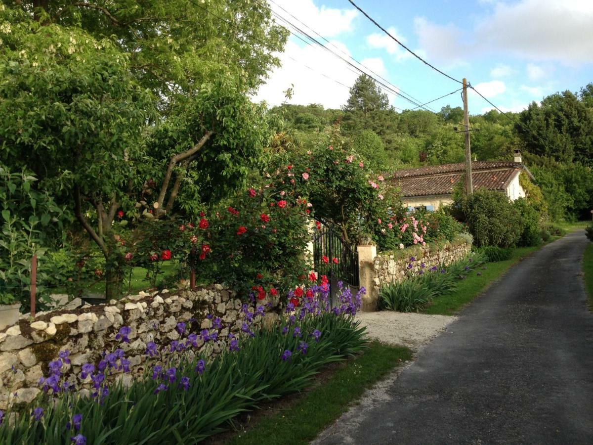 La Petite Provence De Touron Bed & Breakfast Pujols  Екстериор снимка