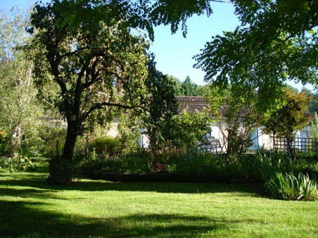 La Petite Provence De Touron Bed & Breakfast Pujols  Екстериор снимка